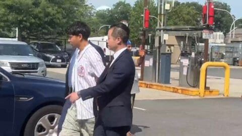 Video: 3 arrested in connection with killing of 18-year-old in Hempstead, New York