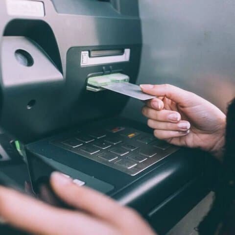 تقسيط زيادات المعاشات الستة.. أوساط اقتصادية: مخرج لتفادي «فخ» الزيادات العشوائية