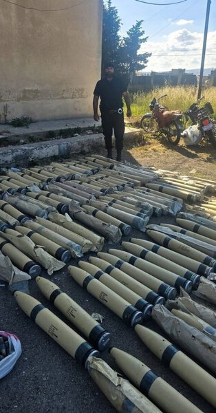 دعوة قاسم لفتح صفحة جديدة مع سوريا تثير تساؤلات: ماذا عن تهريب السلاح عبر أراضيها؟