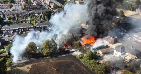 Stratford-on-Avon Wildfire: Major Incident Declared as Residents Warned to Stay Indoors 1 Stratford-on-Avon Wildfire: Major Incident Declared as Residents Warned to Stay Indoors