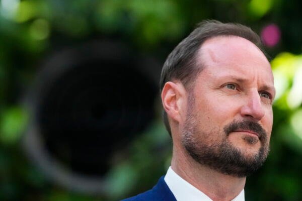 Norway’s crown prince becomes King Haakon VIII