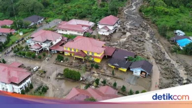 1 Orang Tewas Akibat Banjir Bandang Solok, Rumah-Kantor Pemerintahan Rusak 8 1 Orang Tewas Akibat Banjir Bandang Solok, Rumah-Kantor Pemerintahan Rusak