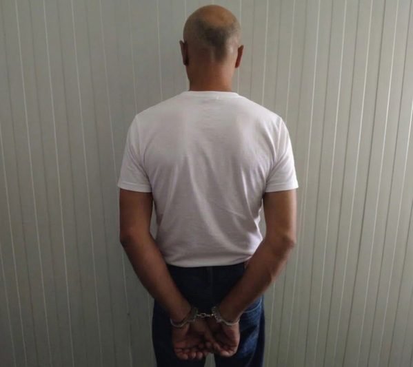 أوقفوه بعد سرقة مجوهرات بـ 10 آلاف دولار من منزل في الكورة
