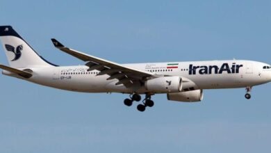 صورة بتاريخ 3 يونيو/حزيران 2023 لطائرة من طراز "إيرباص A330-200" تابعة لشركة "إيران للطيران" تهبط في مطار فرانكفورت راين-ماين الدولي.