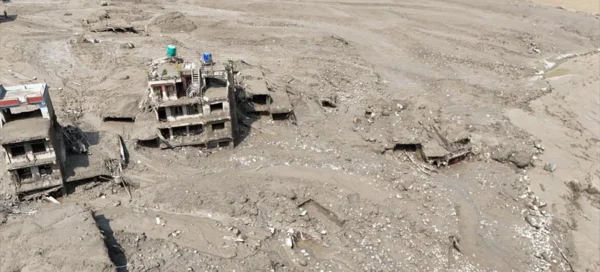 7.400 Orang Tewas dan Hilang Akibat “Tsunami Himalaya” PM Nepal Sampaikan Peringatan Keras Soal