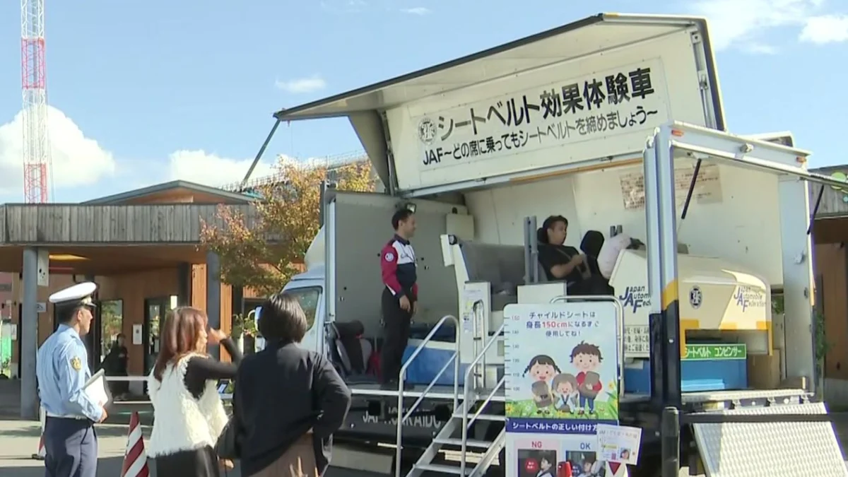 9月30日は『交通事故死ゼロを目指す日』札幌で交通安全イベント“事故の衝撃体験”や電動キックボード試乗も~2026年の北海道内(29日現在)人身事故6487件発生し79人死亡〈北海道札幌市〉 1 9月30日は『交通事故死ゼロを目指す日』札幌で交通安全イベント“事故の衝撃体験”や電動キックボード試乗も~2026年の北海道内(29日現在)人身事故6487件発生し79人死亡〈北海道札幌市〉