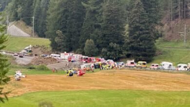 Dutch Tour Bus: Dutch Tour Bus Carrying 48 Overturns in Switzerland, Killing Several
