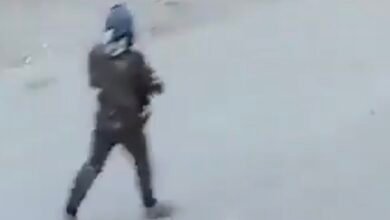 فيديو: مقتل 3 عناصر من الأمن الداخلي السوري خلال ملاحقة مطلوبين في الصنمين بريف درعا 13 فيديو مقتل 3: فيديو: مقتل 3 عناصر من الأمن الداخلي السوري خلال ملاحقة مطلوبين في الصنمين بريف درعا