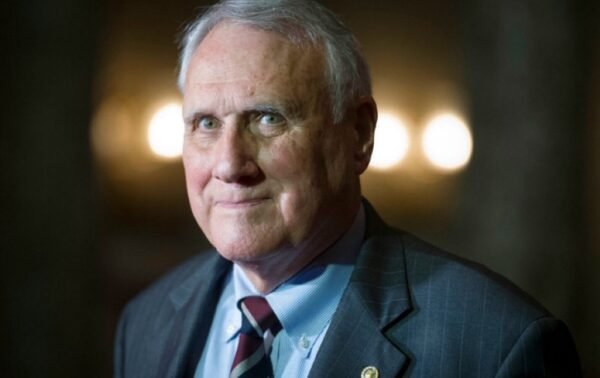 Jon Kyl, Longtime Arizona Senator and Former GOP Whip, Dies at 84