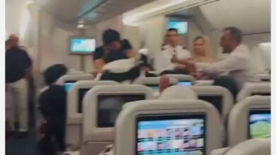 Video: Passengers Get Into Mid-Air Fight on Biman Bangladesh Flight to London 3 Passengers Get Into: Video: Passengers Get Into Mid-Air Fight on Biman Bangladesh Flight to London