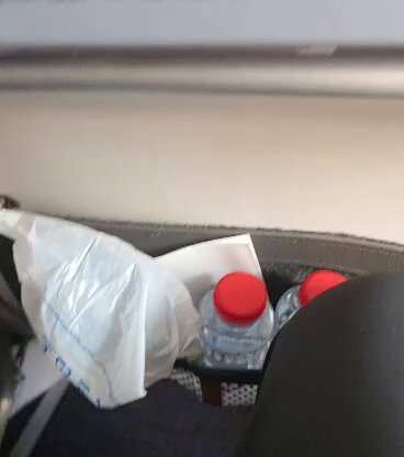 Video: Passagier filmt dramatischen Höhenverlust eines Flydubai-Flugs vor Umleitung nach Saudi-Arabien