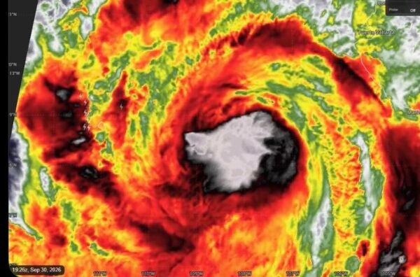 Hurricane Rachal gradually strengthens as storm moves away from Mexico