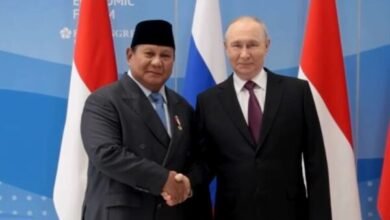 Rusia tawarkan kapal: Rusia tawarkan kapal pengolahan ikan mutakhir ke Indonesia