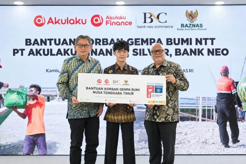 Akulaku Group salurkan bantuan pangan bagi warga terdampak gempa NTT