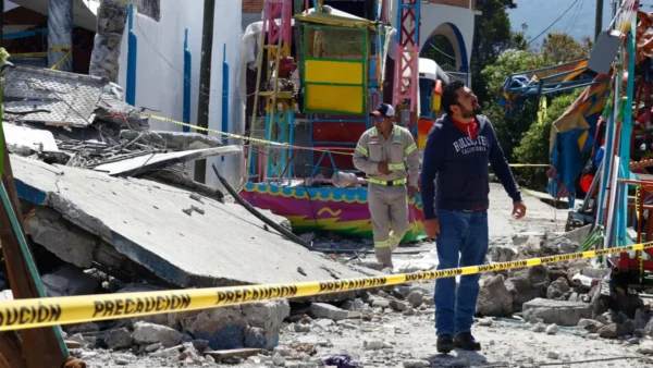 Al menos diez muertos y 64 heridos por una explosión de pirotecnia en el centro de México 1 Al menos diez muertos y 64 heridos por una explosión de pirotecnia en el centro de México