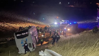 Amasya'da yolcu otobüsü tarlaya girdi: 24 yaralı