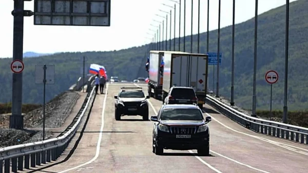 Aperto il primo ponte stradale tra la Russia e la Corea del Nord