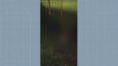 Ataque a tiros deixa 2 mortos e 2 feridos em campo de futebol em Nova Iguaçu