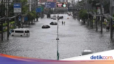Bangkok Dilanda Banjir Besar, Pemerintah Tetapkan Status Bencana 4 Bangkok Dilanda Banjir Besar, Pemerintah Tetapkan Status Bencana
