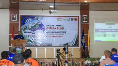 BMKG Gelar Sekolah Lapang Gempa Bumi di Karanganyar, Kuatkan Kesiapsiagaan Masyarakat 6 BMKG Gelar Sekolah Lapang Gempa Bumi di Karanganyar, Kuatkan Kesiapsiagaan Masyarakat