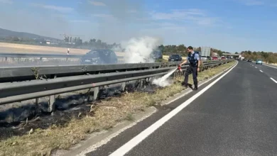 Brand auf A65: Fahr­strei­fen vor­über­ge­hend ge­sperrt