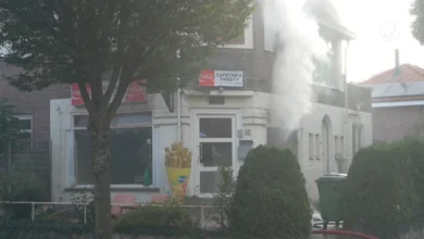 Brand en explosie in voormalige snackbar Nijmegen: twee gewonden 7 Brand en explosie in voormalige snackbar Nijmegen: twee gewonden