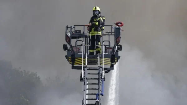 Brandgase Stadt Walldorf / Gemeinde Walldorf heute: Großbrand im Bereich der AVR Wiesloch