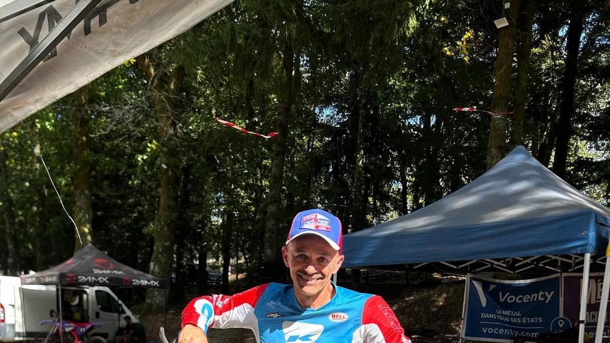 Bruno Raymond sacré champion de France de cross country moto à presque 58 ans