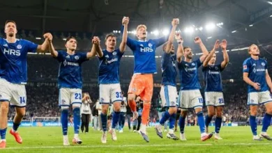 Bundesliga: Aufsteiger Schalke gegen FC Bayern: Sie rannten bis das Arenadach wegflog