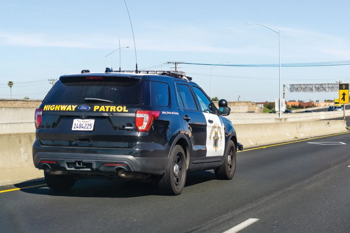 CHP officer dies