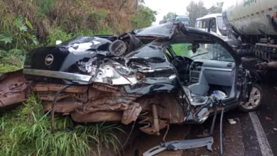 Colisão entre carro e caminhão deixa um morto e dois feridos na SC-155 em Abelardo Luz 3 Colisão entre carro e caminhão deixa um morto e dois feridos na SC-155 em Abelardo Luz