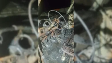 Destrucción total de un camión tras un incendio en Sauce Viejo