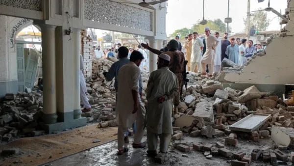Dodental van aanslag op antiterreurpolitie in Pakistan loopt op tot 31