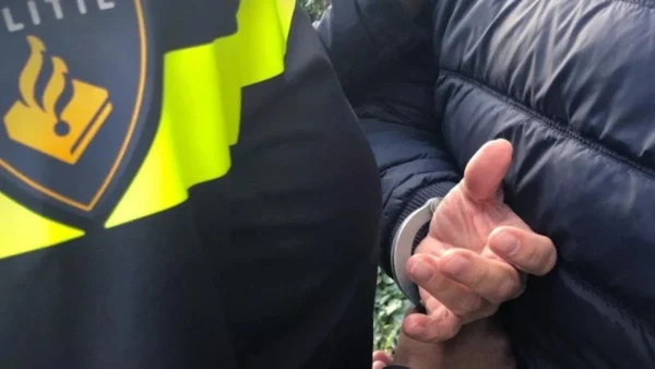 Drie Amsterdammers opgepakt voor dodelijke schietpartij Overasselt, automatisch geweer gevonden