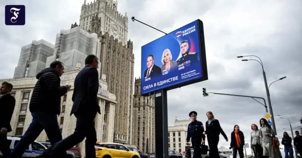 Duma-Wahl in Russland: Wo ein Kriegsgegner gegen einen Veteranen antritt