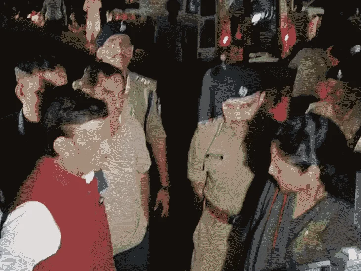 एमपी में जहरीली शराब से पिता-बेटा समेत 22 मौतें: 112 भर्ती; शराब ठेकेदार समेत 30 पर केस