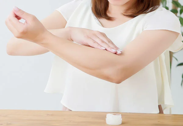 「アトピー性皮膚炎」が「帯状疱疹」のリスクになる？｜医者も知らない医学の新常識