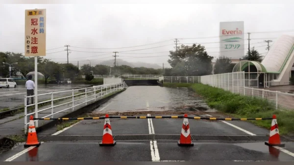 アンダーパスで車２台が浸水、女性が死亡…記録的な大雨で運転見合わせや欠航も