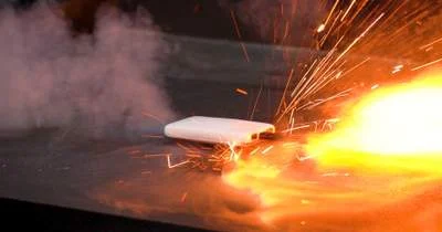 リチウム電池ごみ火災、過去最多 － 3万9千件、廃棄増で