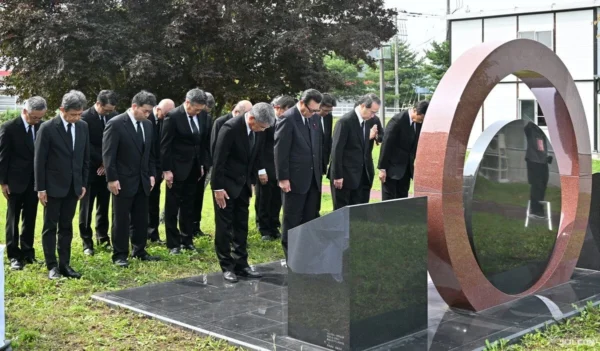 北海道地震、発生から8年 37人死亡の厚真町長ら黙とう 最大震度7を観測し