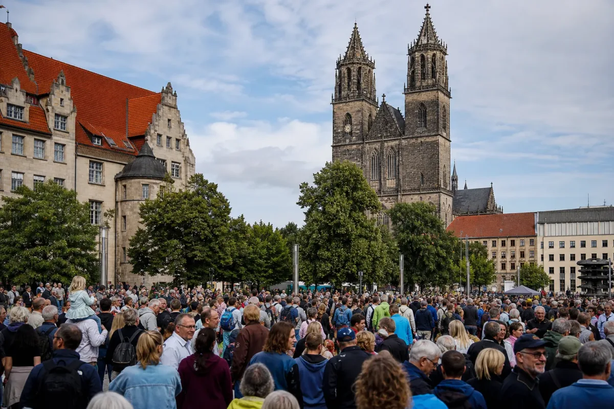 Der Spiegel calls elections in Saxony-Anhalt a political earthquake 1 Earthquake