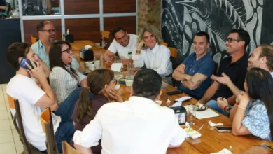 El presidente Daniel Noboa comparte un ceviche con sus candidatos a dignidades de Guayas
