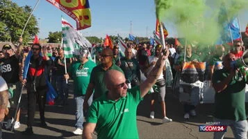 Ex Ilva, la protesta degli operai: "Siamo padri di famiglia, vogliamo soluzioni"