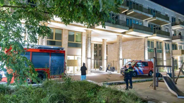 Explosie bij woning in Watergraafsmeer 1 Explosie bij woning in Watergraafsmeer