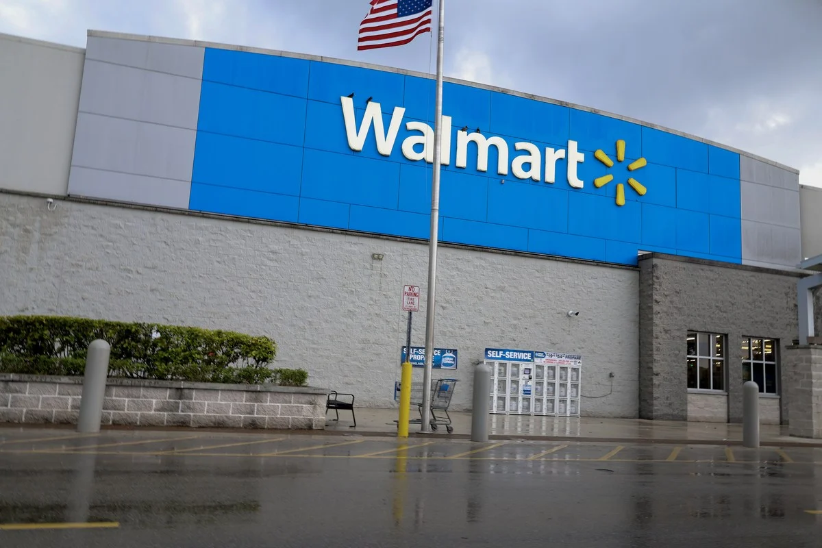 Explosive Diarrhea Outbreak - What Walmart Shoppers Should Know Now 1 Explosive Diarrhea Outbreak