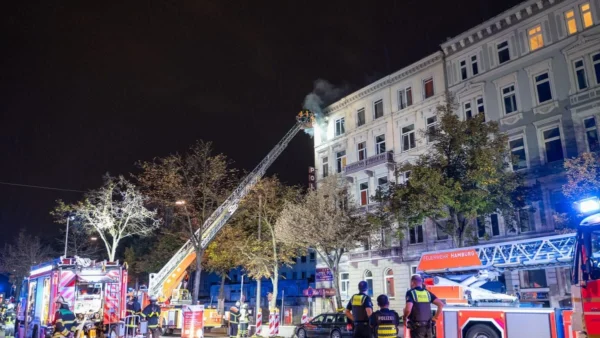 Feuerwehr im Großeinsatz: Brand in leer stehendem Hotel in St.