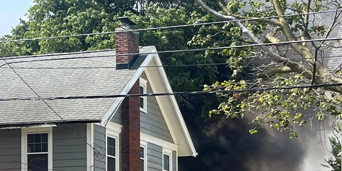 Fire fifth-wheel trailer