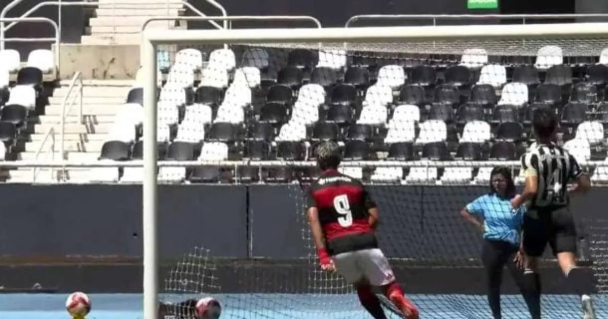 Flamengo vence o Botafogo e segue 100% na Taça Guanabara Sub-20