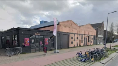 Grote brand bij museum Brutus Art Space in Rotterdam