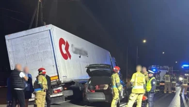 Groźny wypadek na DK62. Ciężarówka uderzyła w skręcającą toyotę 5 Groźny wypadek na DK62. Ciężarówka uderzyła w skręcającą toyotę